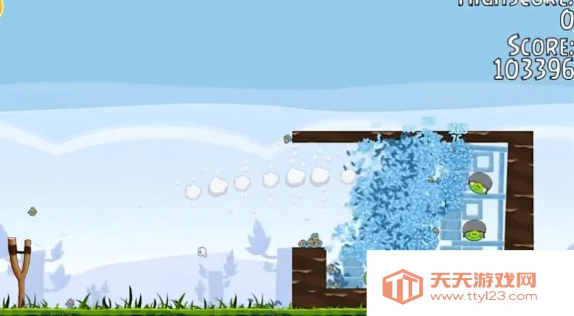 愤怒的小鸟万宁(小鸟技能闯关游戏)v8.0.3 手机版截图1